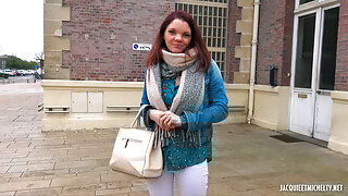 Gabrielle opens up to another man with the agreement of her boyfriend